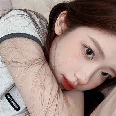 我以长枪饰红妆